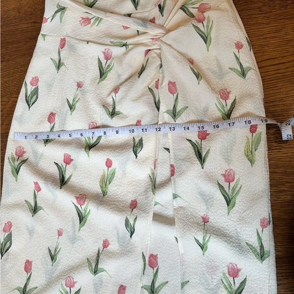 Cream Midi Floral Dress - Picture 5 of 6